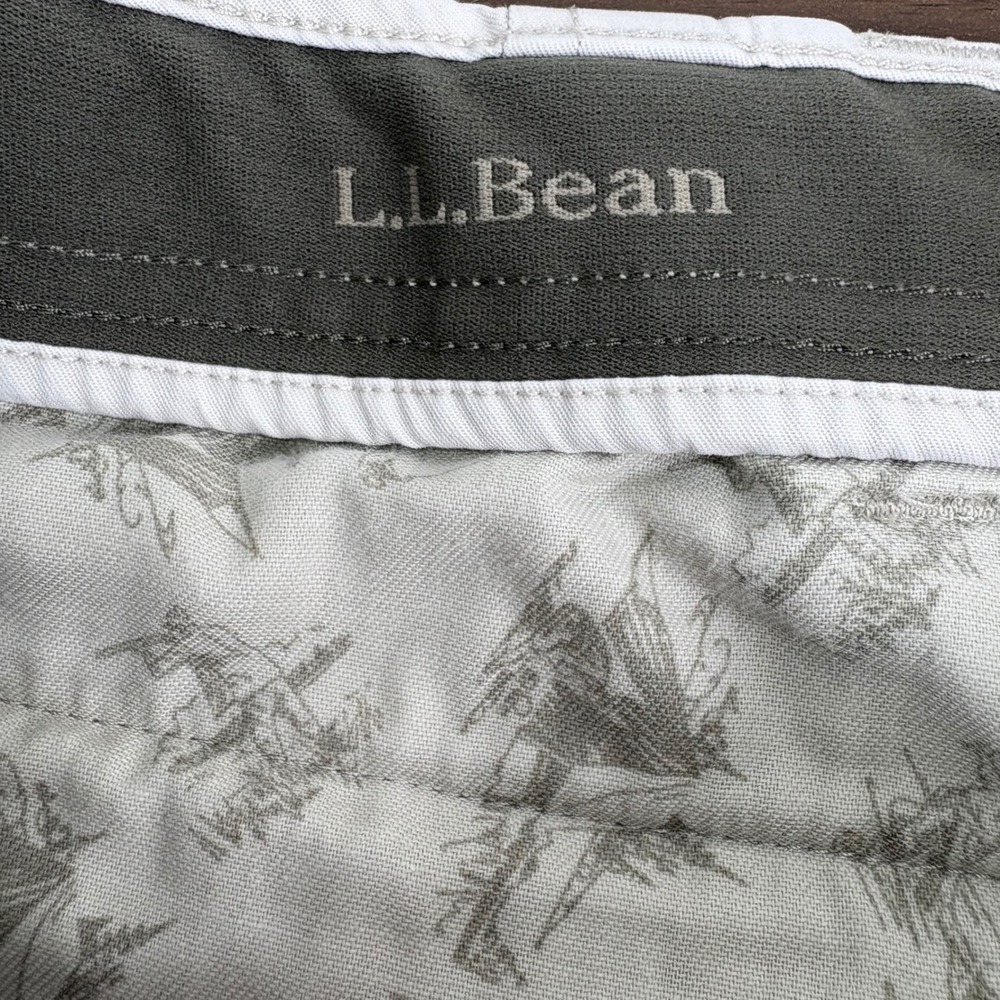 L.L.Bean Classic Fit Stone Tan 8" Inseam Shorts Mens Size 38 Cotton‎ Blend - Picture 5 of 12